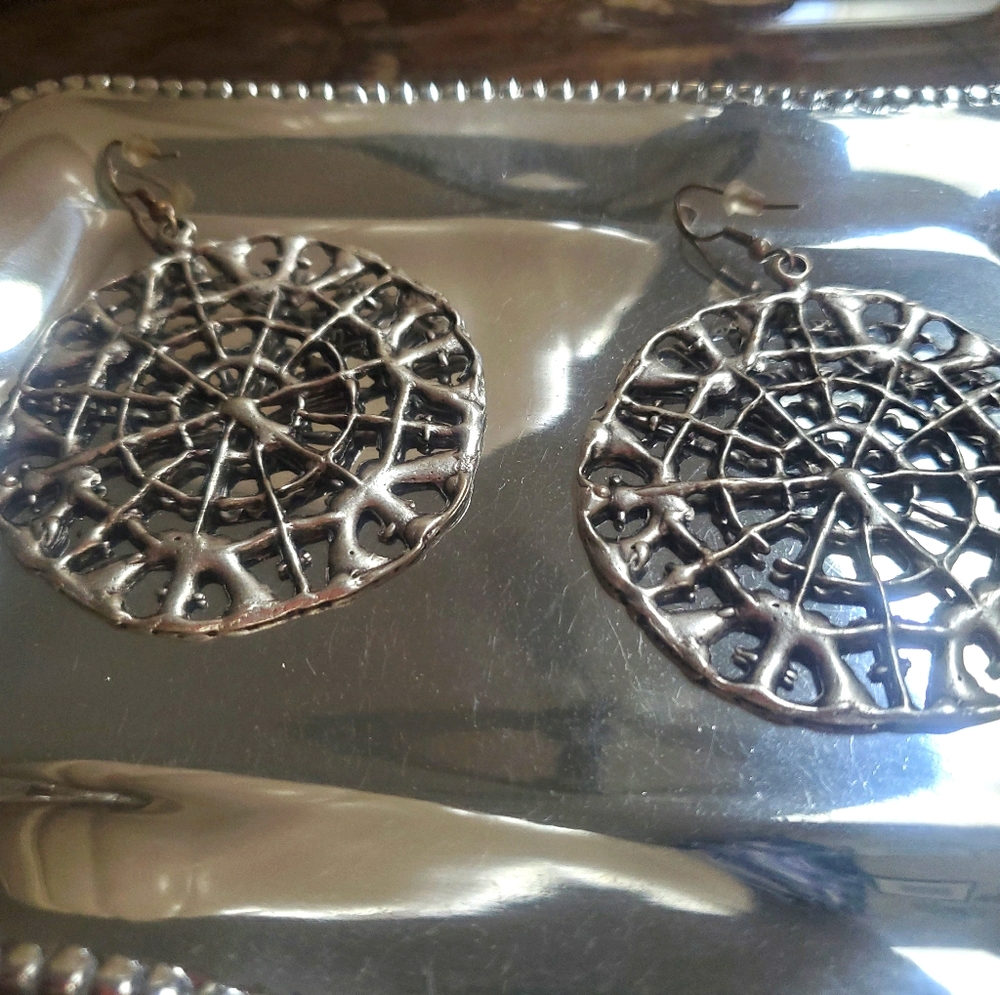Turkish detailed earrings